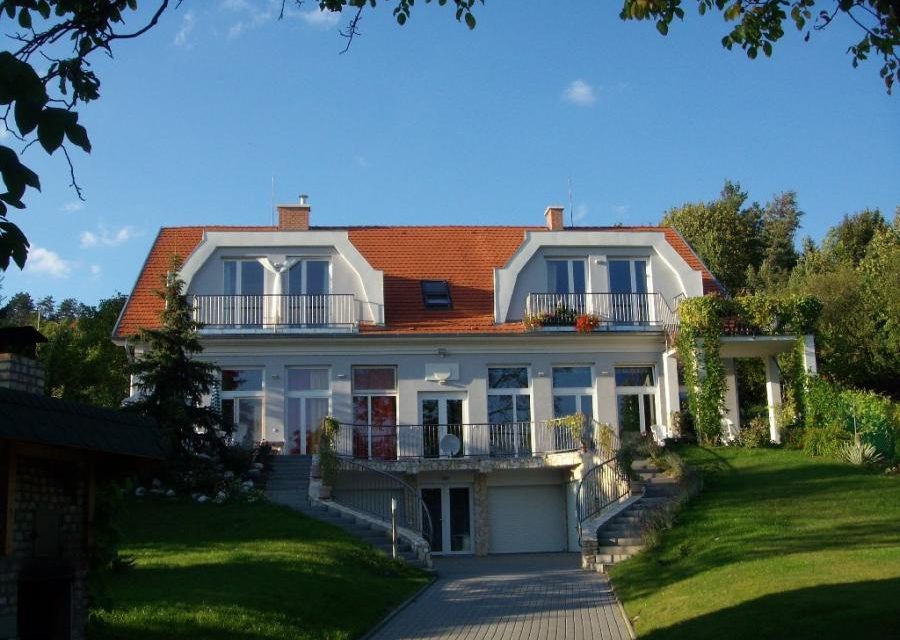 Görbevilla – Apartman és Turistaház